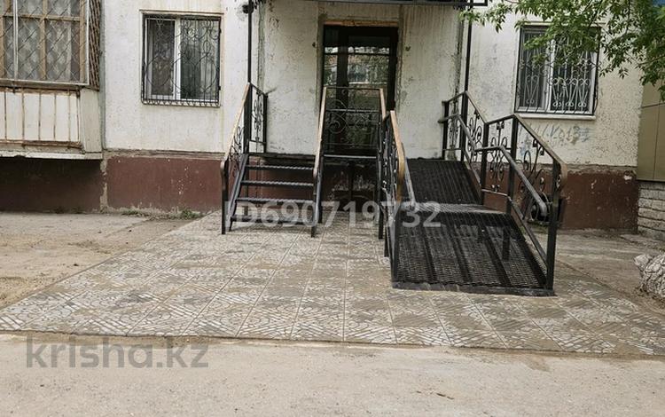 Офисы, магазины и бутики, салоны красоты · 54 м² за 349 990 ₸ в Актобе, мкр 8 — фото 30