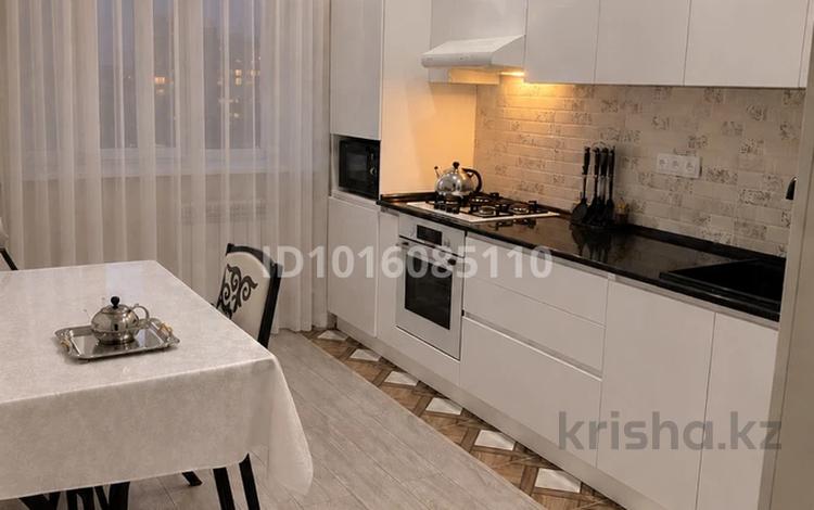 2-комнатная квартира · 58 м² · 4/7 этаж, мкр. Алтын орда за 250 000 ₸ в Актобе — фото 2