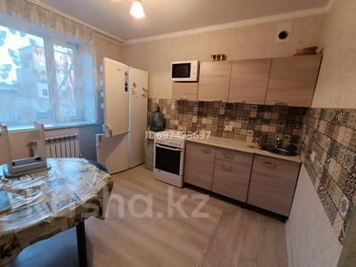 2-комнатная квартира, 62 м², 1/5 этаж, мкр Юго-Восток, Муканова 49/12 за 27 млн 〒 в Караганде, Казыбек би р-н