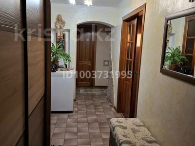 3-бөлмелі пәтер · 83 м² · 8/10 қабат, Бекхожина — Школа 25, бағасы: 49 млн ₸ в Павлодаре
