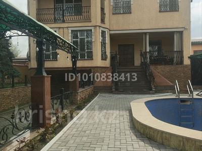 Отдельный дом · 5 комнат · 358 м² · 5 сот., Есенина 14 — Рядом с парком Абая . за 220 млн 〒 в Шымкенте, Аль-Фарабийский р-н