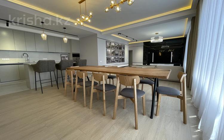 4-бөлмелі пәтер · 160 м² · 20/21 қабат, Аль-Фараби 21, бағасы: 2 млн ₸ в Алматы, Бостандыкский р-н — фото 2