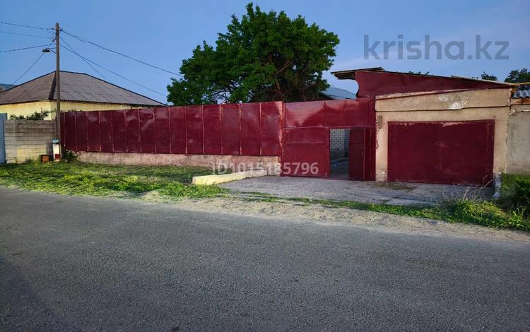 Отдельный дом · 4 комнаты · 240 м² · 11 сот., мкр Аулие-Ата за 23 млн ₸ в Таразе — фото 2