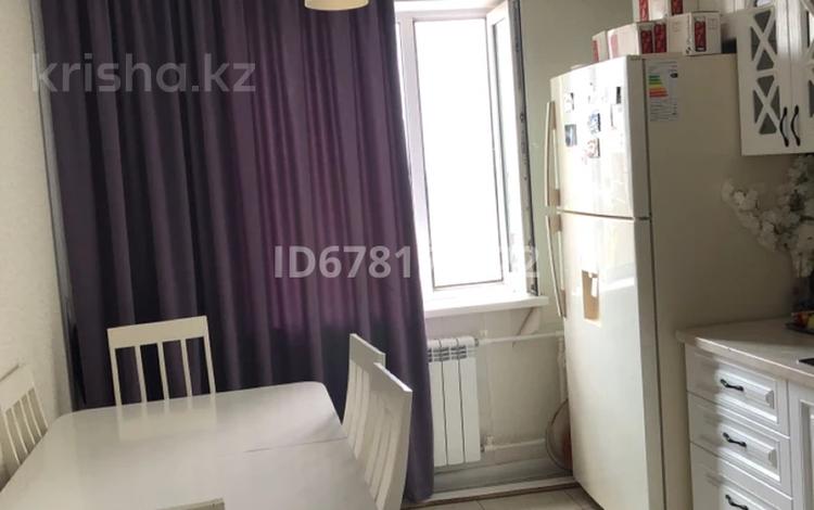 4-комнатная квартира · 80 м² · 9/9 этаж, мкр Юго-Восток, Гульдер 2 19 за 30 млн ₸ в Караганде, Казыбек би р-н — фото 9