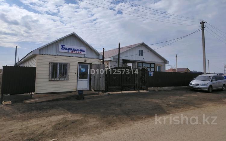 Ақшат ауылында Баракат дүкені сатылады · 50 м² за 20 млн ₸ в Актобе, жилой массив Акшат — фото 2