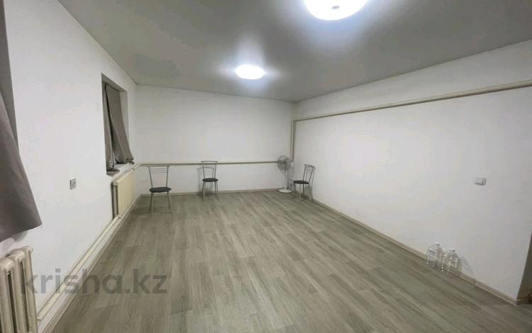 Отдельный дом · 2 комнаты · 55 м² · 2 сот., мкр Ожет 40 — Кошкарбаева за 170 000 ₸ в Алматы, Алатауский р-н — фото 2
