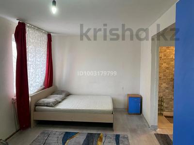 1-комнатная квартира · 30 м² · 2/5 этаж, 410 квартал 4 за 110 000 ₸ в Семее