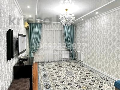 Пәтерлер в Атырауской обл.: 2-бөлмелі пәтер · 64 м² · 9/9 қабат, мкр. Алмагуль 8, бағасы: 19.5 млн 〒 2-бөлмелі пәтер · 64 м² · 9/9 қабат, мкр. Алмагуль 8, бағасы: 19.5 млн 〒 в Атырау