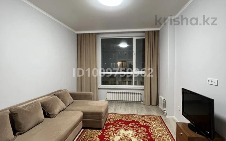 1-комнатная квартира · 40 м², Санжара Асфендиярова 4 за 210 000 ₸ в Астане, Нура р-н — фото 2