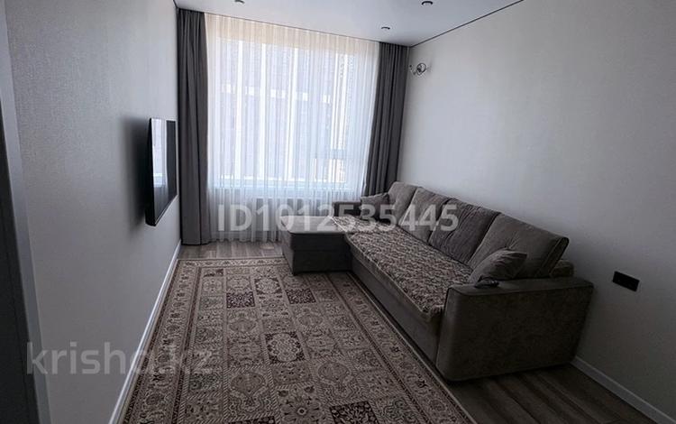 1-комнатная квартира · 37.5 м² · 15/22 этаж, Туран 57/1 за 300 000 ₸ в Астане, Нура р-н — фото 2