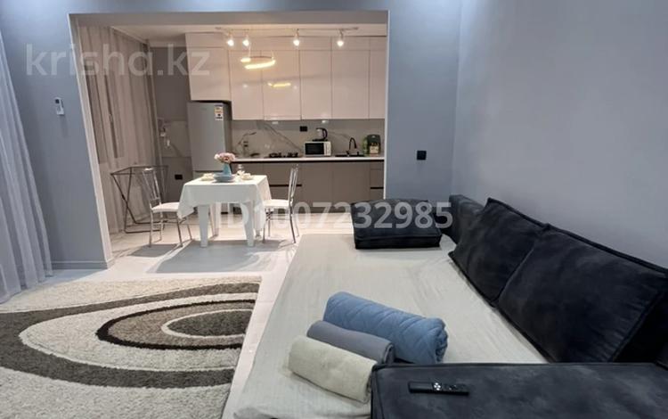 1-комнатная квартира · 66 м² · 3/9 этаж, мкр Нурсая, Елорда 6/8 за 13 000 ₸ в Атырау — фото 19