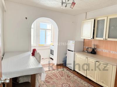 3-комнатная квартира · 70 м² · 4/5 этаж, 5 мкр 8 за 130 000 ₸ в Кульсары