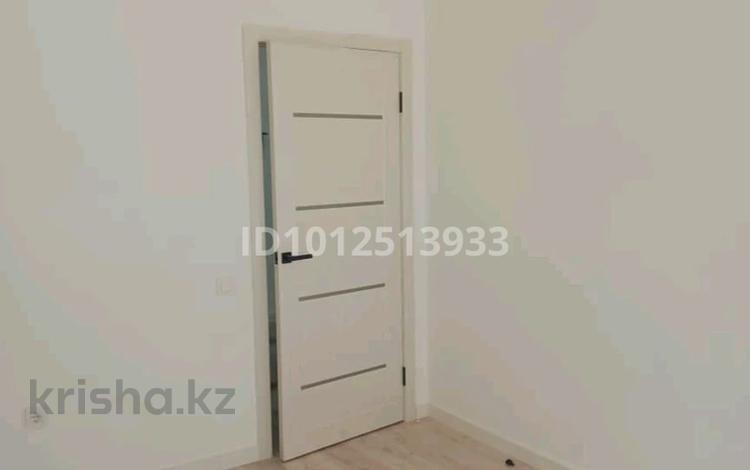 1-бөлмелі пәтер · 38 м² · 1/9 қабат, СТ Монтажник, Райымбек батыра 275, бағасы: 27.5 млн ₸ в  — фото 2