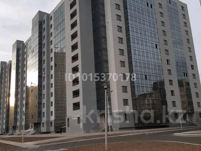 4-бөлмелі пәтер · 115.7 м² · 4/12 қабат, Максут Нарикбаев 6а, бағасы: 49.9 млн ₸ в Астане, Нура р-н