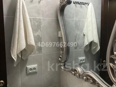 2-бөлмелі пәтер · 45 м² · 5/5 қабат сағатына, Айтекеби 20, бағасы: 3 500 〒 в 