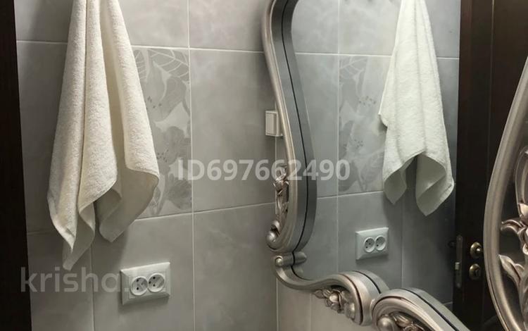 2-бөлмелі пәтер · 45 м² · 5/5 қабат сағатына, Айтекеби 20, бағасы: 3 500 〒 в  — фото 2