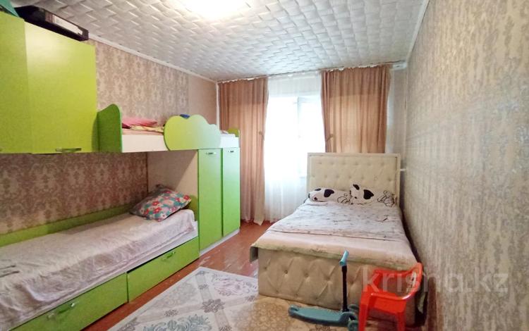 3-комнатная квартира, 62 м², 3/5 этаж, Лермонтова 85 за 20 млн 〒 в Павлодаре — фото 2