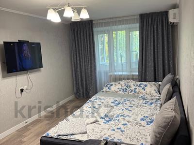 1-бөлмелі пәтер · 38 м² · 2/5 қабат, Абая 135, бағасы: 17 млн 〒 в Таразе