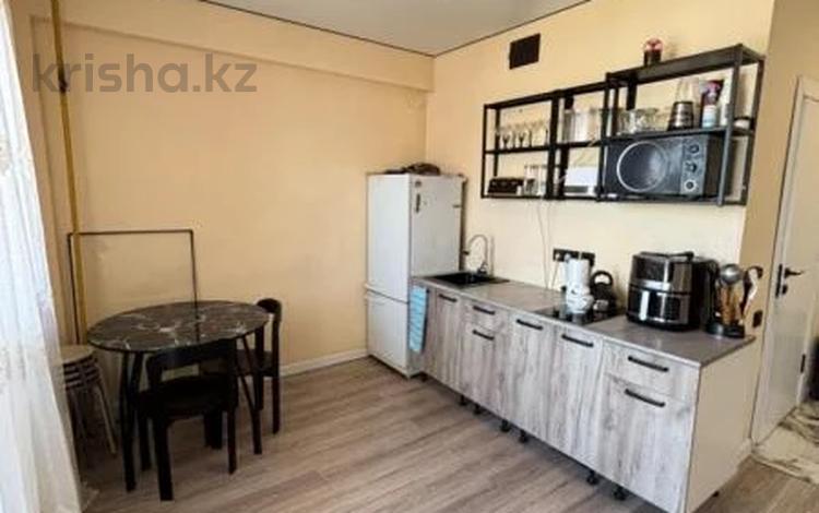 1-бөлмелі пәтер · 42 м² · 8/10 қабат, Жунисова, бағасы: 24 млн ₸ в Алматы, Наурызбайский р-н — фото 2