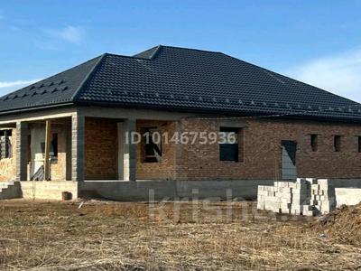 Жеке үй · 5 бөлме · 300 м² · 10 жүзд., Алмалыбак 19, бағасы: 45 млн ₸ в Енбекши (Карасайский район)