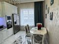 3-комнатная квартира · 84 м² · 1/3 этаж, мкр Михайловка , Аманжолова 94/3 за 67 млн ₸ в Караганде, Казыбек би р-н