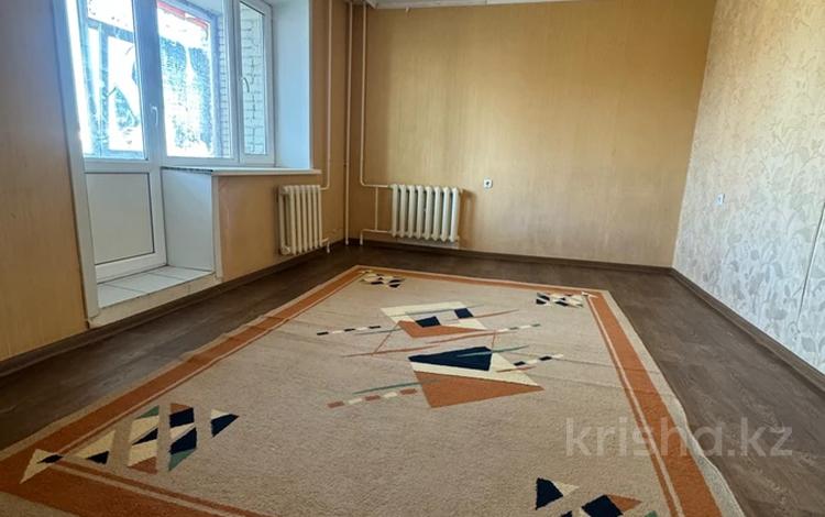 2-бөлмелі пәтер, 53 м², 4/9 қабат, мкр Кунаева, бағасы: 20 млн 〒 в Уральске, мкр Кунаева — фото 2