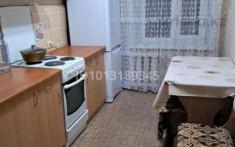 3-комнатная квартира · 70 м² · 3/9 этаж, Естая 150 — Камзина-Естая-Суворова за 35 млн ₸ в Павлодаре — фото 2