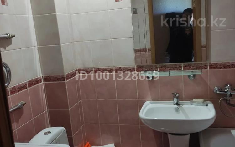2-комнатная квартира · 45.2 м² · 5/5 этаж, Ярославская 8 — Возле Сити Центра за 120 000 ₸ в Уральске, мкр Школьник — фото 2