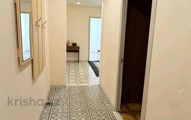 4-бөлмелі пәтер · 62 м² · 3/5 қабат, Иксанова 109, бағасы: 18.5 млн ₸ в Уральске, мкр Школьник — фото 2