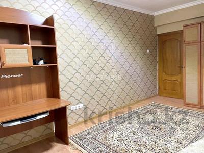 3-бөлмелі пәтер, 70 м², 9/9 қабат ай сайын, Сейфуллина — Абая, бағасы: 400 000 〒 в Алматы, Алмалинский р-н