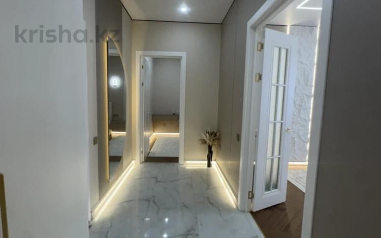 2-комнатная квартира · 61 м² · 12/13 этаж, мкр Юго-Восток, Карбышева 14/3 за 36 млн ₸ в Караганде, Казыбек би р-н — фото 3
