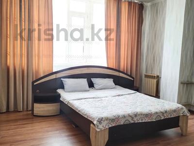 2-бөлмелі пәтер · 70 м² · 4/10 қабат, мкр. Алтын орда, Алия Молдагулова — Возле обл гаи, бағасы: 13 500 ₸ в Актобе