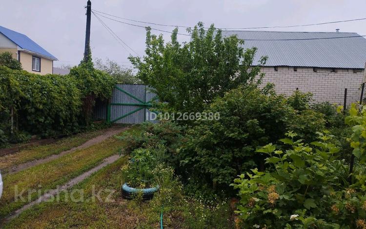 Отдельный дом · 6 комнат · 63.2 м² · 12 сот., Кожабая Жазыкова 35 а за 19 млн ₸ в Актобе — фото 2