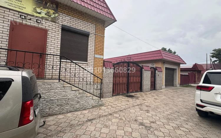 Жеке үй · 4 бөлме · 180 м² · 12 жүзд., Сыбанова 98, бағасы: 150 млн ₸ в Семее — фото 2