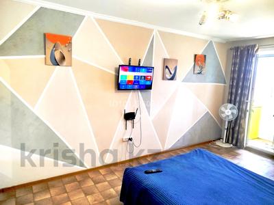 1-комнатная квартира · 45 м² · 3/5 этаж, Майкудук, Майкудук, мкр Восток-1 6/1 за 2 000 ₸ в Караганде, Алихана Бокейханова р-н