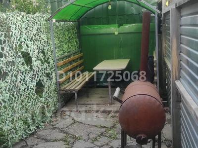 2-бөлмелі пәтер · 40 м² · 2/2 қабат, Абая 16 — Центр, бағасы: 15 000 ₸ в Бурабае