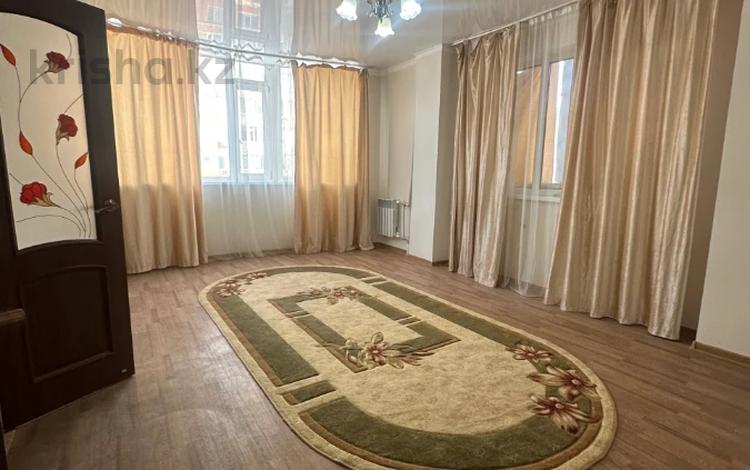 2-бөлмелі пәтер · 60.6 м² · 5/10 қабат, Алтын орда ш/а., алии молдагуловой, бағасы: 18 млн ₸ в Актобе, мкр. Алтын орда — фото 2