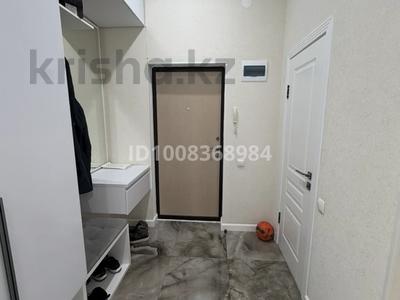 3-бөлмелі пәтер · 100 м² · 12/14 қабат, 16-ш/а., 16 мкрн 68 — Трк Актау, бағасы: 36 млн ₸ в 16-й мкр 