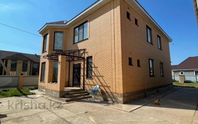 6-комнатный дом помесячно, 250 м², 10 сот., Асан, Жангирхана 50