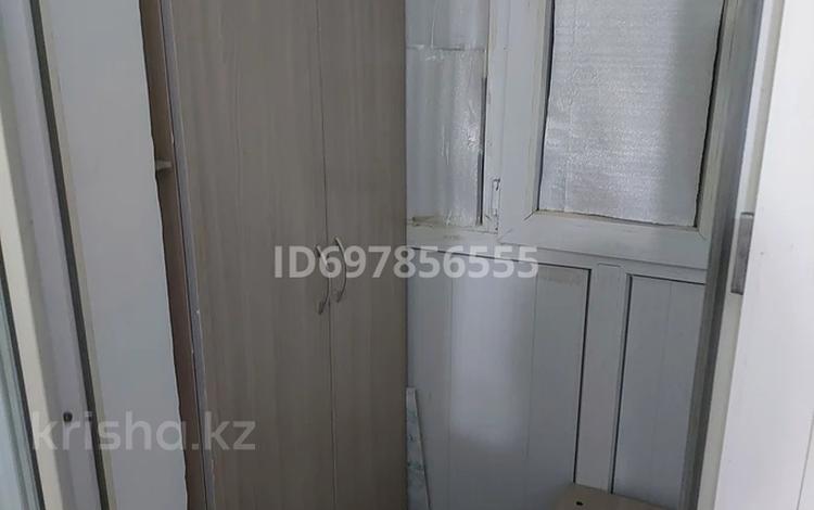 4-комнатная квартира · 75 м² · 4/5 этаж, Бокейхана 66 — одежда за 20 млн ₸ в  — фото 2