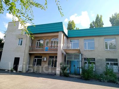 Офисы, магазины и бутики, склады, общепит, салоны красоты, бани, гостиницы и зоны отдыха, медцентры и аптеки, образование, развлечения · 500 м² за 160 млн ₸ в Актобе, мкр. Курмыш