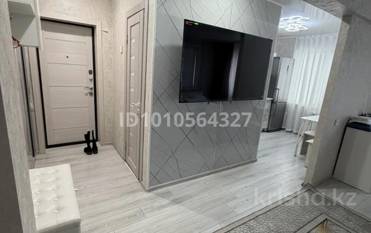 1-комнатная квартира · 30 м² · 2/5 этаж, Казахстан 104 за 15 000 ₸ в Усть-Каменогорске, Ульбинский — фото 2