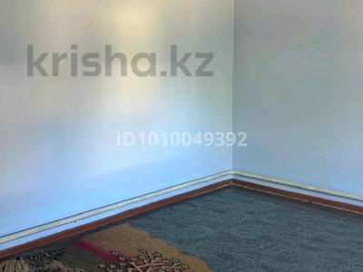 Жеке үй · 3 бөлме · 100 м² · 15 сот., Иассы 19 — Коммунизмде орталықта барлық жаққа жақын орталықтан, бағасы: 80 000 〒 в Туркестане