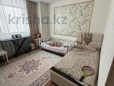 5-комнатная квартира · 120 м² · 6/25 этаж, Нажимеденова 4 за 800 000 ₸ в Астане, Алматы р-н