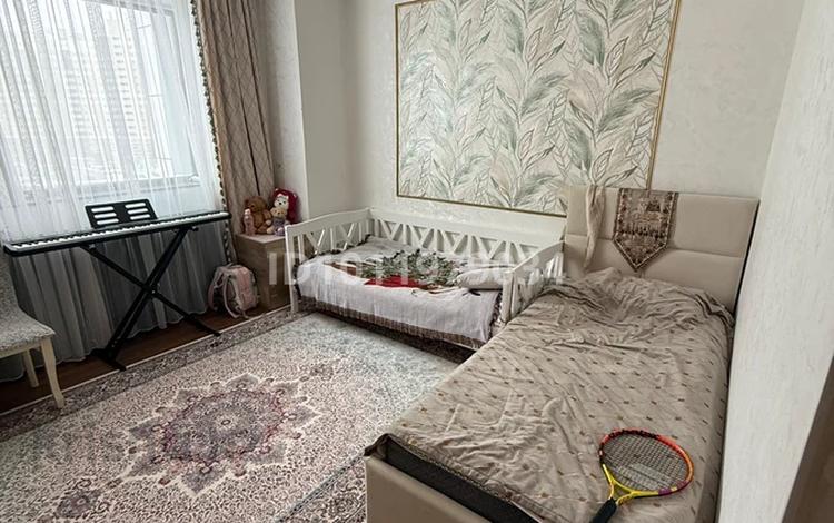 5-комнатная квартира · 120 м² · 6/25 этаж, Нажимеденова 4 за 800 000 ₸ в Астане, Алматы р-н — фото 2