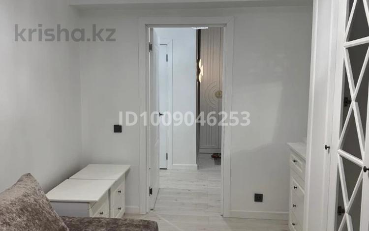 3-бөлмелі пәтер · 64 м² · 1/12 қабат, мкр Аксай-1А, бағасы: 47 млн ₸ в Алматы, Ауэзовский р-н — фото 2