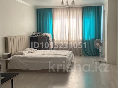 2 комнаты · 80 м², мкр Тастак-2 за 200 000 ₸ в Алматы, Алмалинский р-н