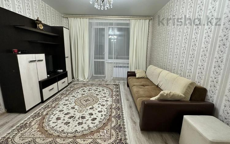 1-комнатная квартира, 55 м², 3/9 этаж помесячно, Назарбаева 195