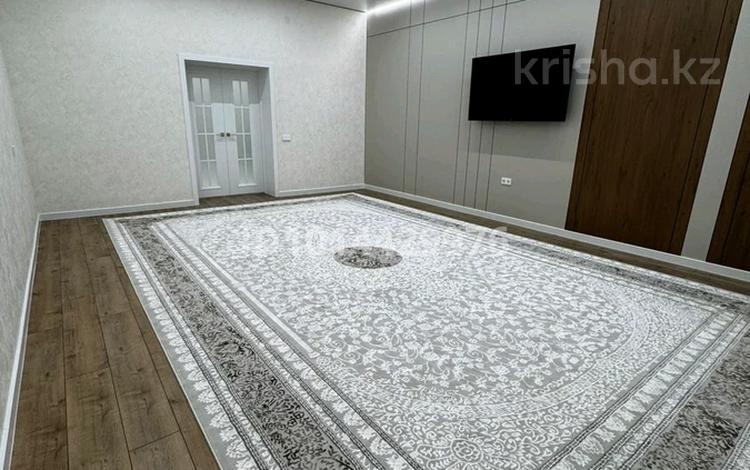 4-бөлмелі пәтер · 152 м² · 7/7 қабат, Мкр Самал 18a, бағасы: 45 млн ₸ в Жанаозен — фото 2