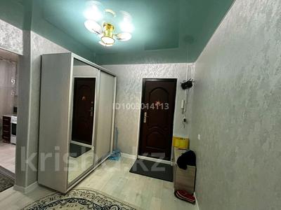 2-бөлмелі пәтер · 56 м² · 5/5 қабат, мкр 8 47/2 — ЖД управления, бағасы: 17 млн 〒 в Актобе